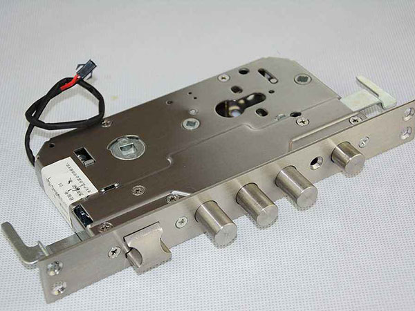 西区24小时上门开锁公司