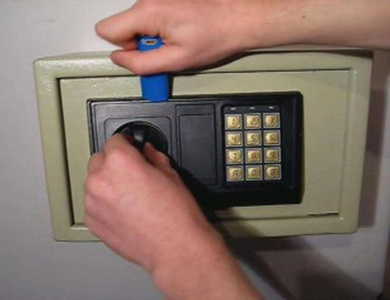 西区24小时上门开锁公司