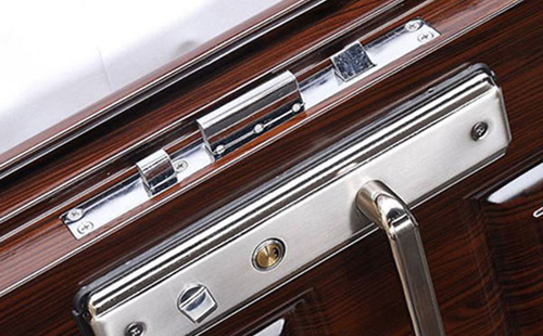 西区24小时上门开锁公司